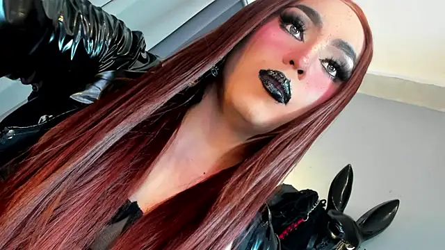 DominaAurumXXX Pertunjukan Webcam