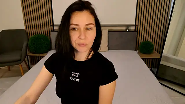 DitaNoir élő XXX-chatje