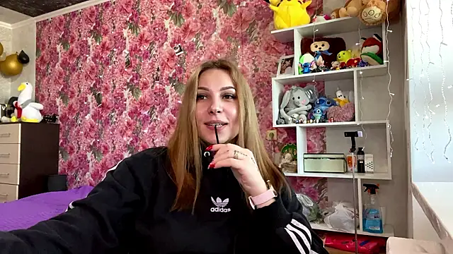 TraciBallenaのライブXXXチャット