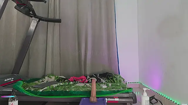 Онлайн чат XXX afroditaP_