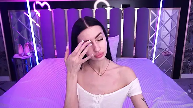 Snow_WhiteeeX Adlı Modelin Canlı XXX Sohbeti