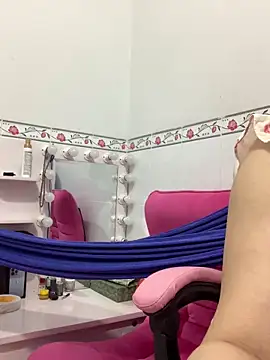 Nana-mup 网络视讯表演