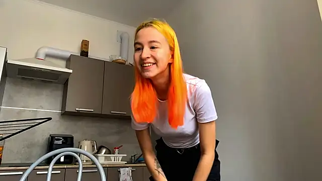 Chatroom XXX en direct de EmilyHein