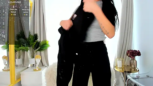 ParisSinX's Live XXX Chat