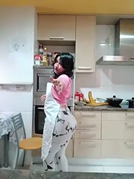 Megan_hotwife_ élő XXX-chatje