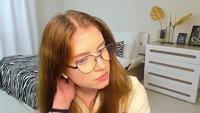 Erica_Kiss – Naživo XXX chat