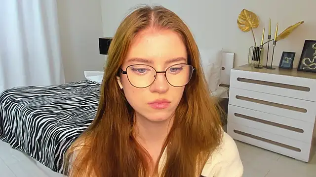 Erica_Kiss live XXX chat