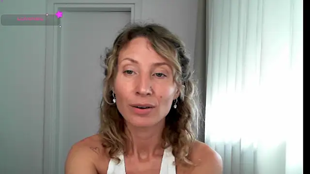 Paevoa 라이브 XXX 채팅