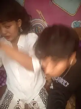 Freakingromance Show in webcam