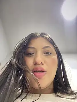 Estefanii- Live XXX-Chat