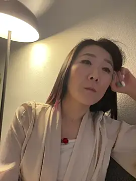 AikoYamadaのライブXXXチャット