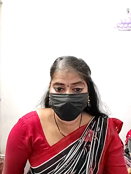 Show de webcam de tamil_Sigappu_Roja