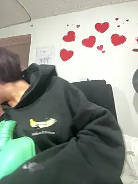 Kitty_Melodi Live XXX-Chat