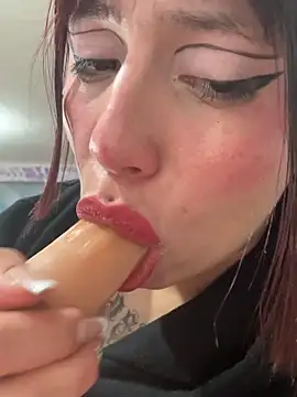 Kitty_Melodi 现场XXX聊天