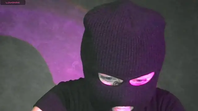 YenMoore 现场XXX聊天