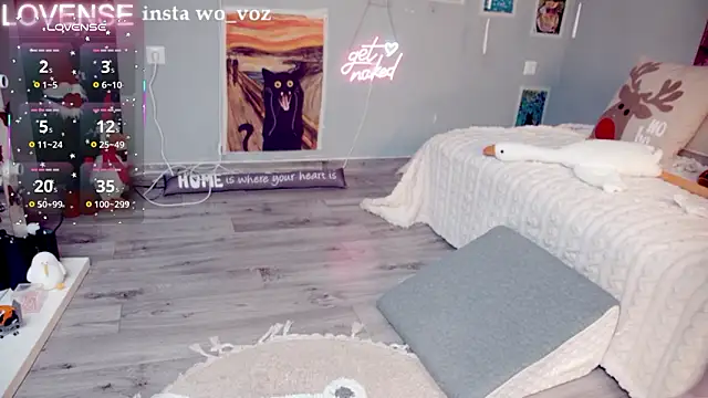 Careful_i_bite élő XXX-chatje