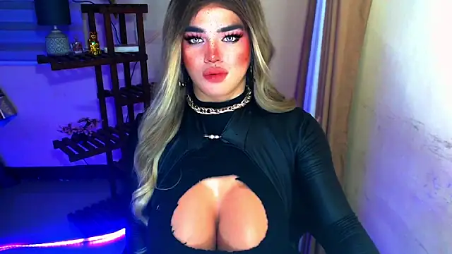 GoddessOFHUGEx Show in webcam