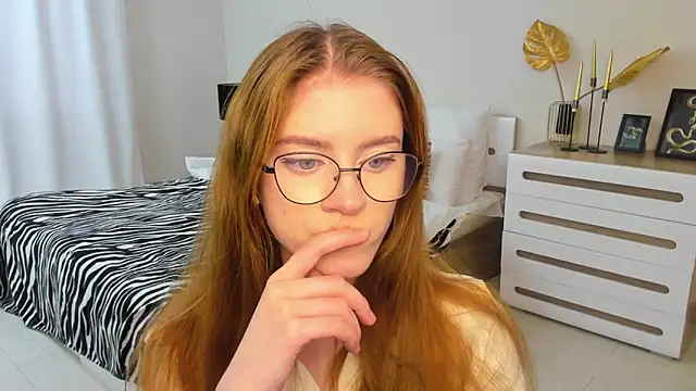 دردشة Erica_Kiss الجنسية المباشرة