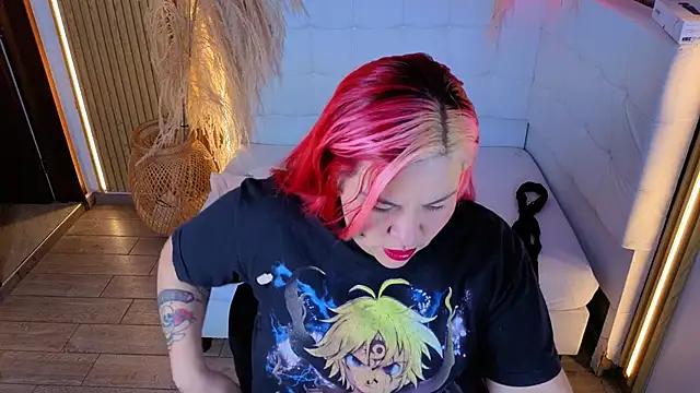 Bruja__Scarlata's Live XXX Chat