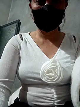 kaia-camのライブXXXチャット