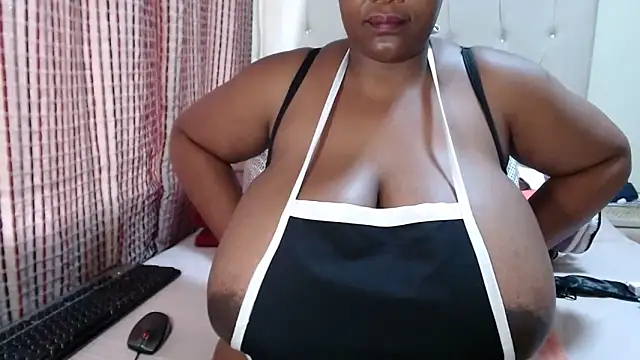 Chat XXX Live CHOCOLATEDARKBUSTYX