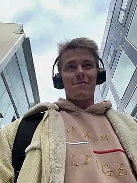 Živý XXX chat Toyjungee