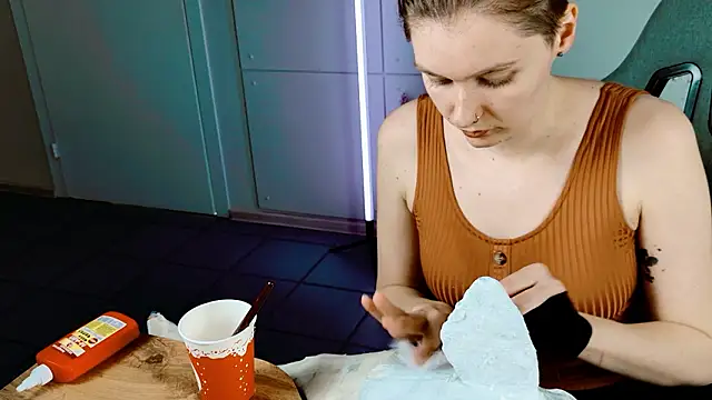 Chat XXX ao vivo de LadyLolipop_