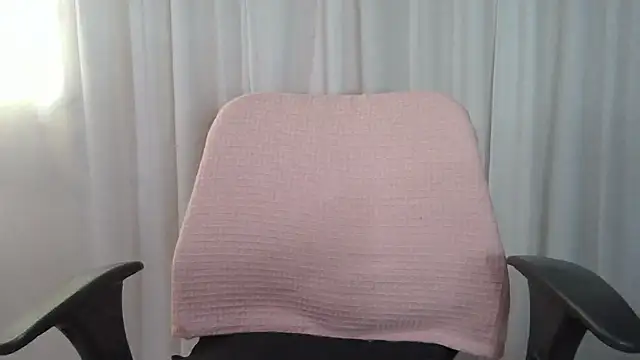 AnyAnita Adlı Modelin Canlı XXX Sohbeti