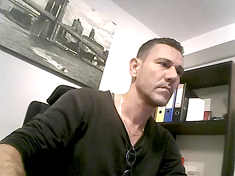 Онлайн чат XXX mastercharisma35