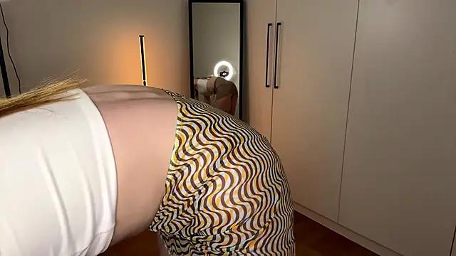 GingerFoxy_'s Live XXX Chat