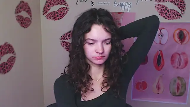 Chat +18 de _SusieSu_ ao vivo