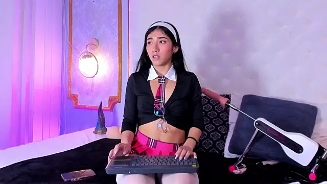 Mariana_Kalo Adlı Modelin Canlı XXX Sohbeti