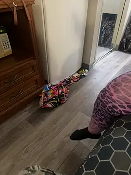 Mikelarry650 webcam show