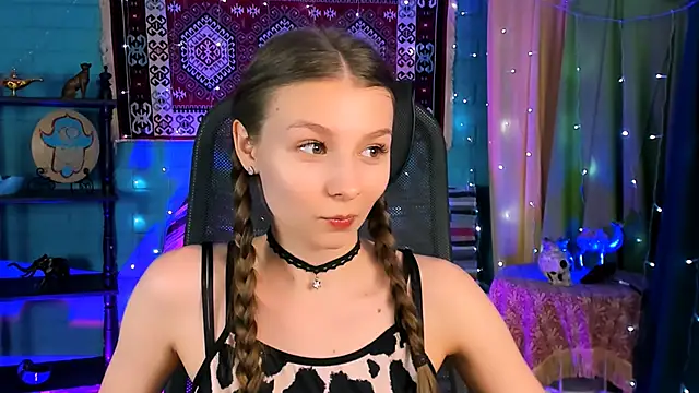 Pokazy przed kamerką – JulieDaniel