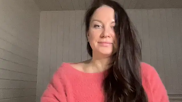 Tarivonan Live XXX chat