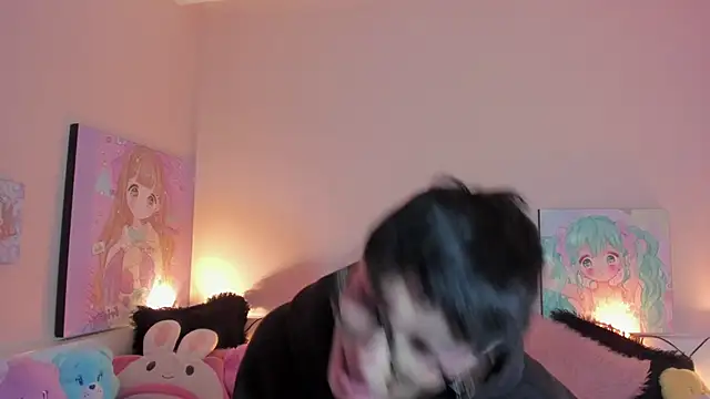 Strawberry_Kitty_ Adlı Modelin Web Kamerası Şovu