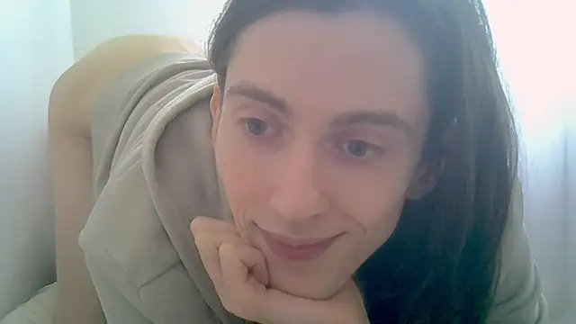 Pokazy przed kamerką – melody_gepards