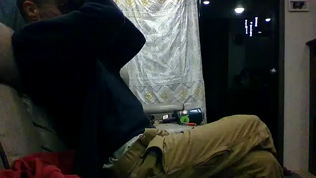 tittycum3636 即時 XXX 聊天