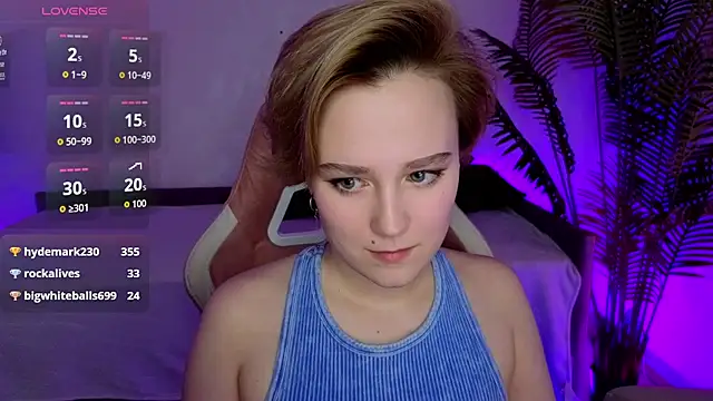 دردشة Ellie_Heavenly الجنسية المباشرة