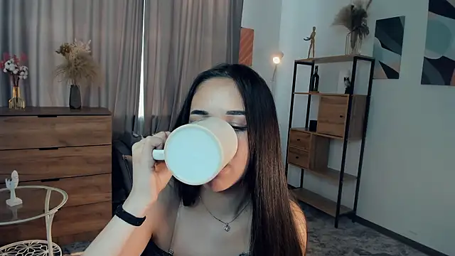 دردشة AvantgardAlone الجنسية المباشرة