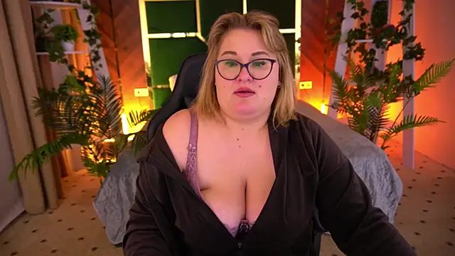 Elise_Ryen webkamerás műsora