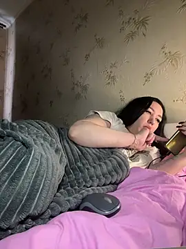 Naughtbaby_2025's Live XXX Chat