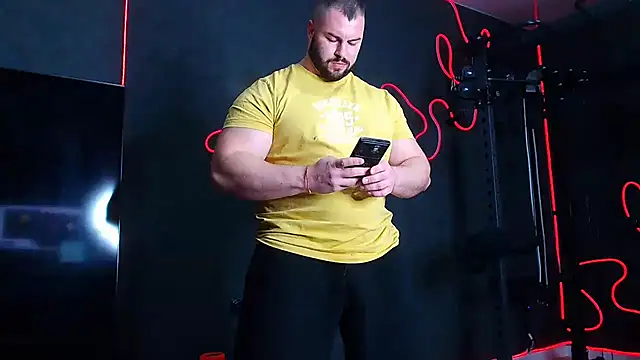 Show de muscularjohnforuX na webcam