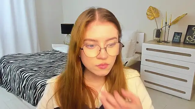 Erica_Kiss – Naživo XXX chat