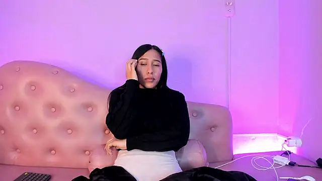 Chat +18 de Amelia_Rivas ao vivo