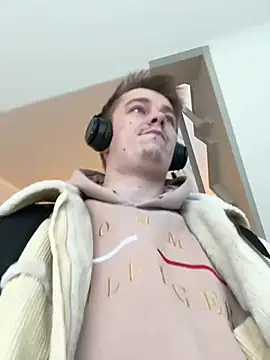 Živý XXX chat Toyjungee