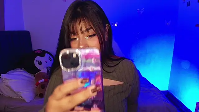 annie-russel 即時 XXX 聊天