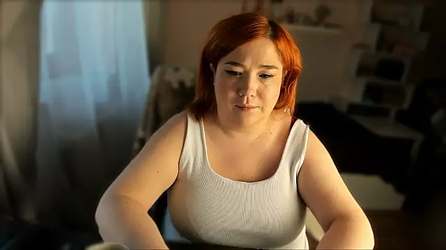 Vi-Vixen's Live XXX Chat