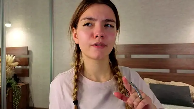 MargieDavidson – Naživo XXX chat