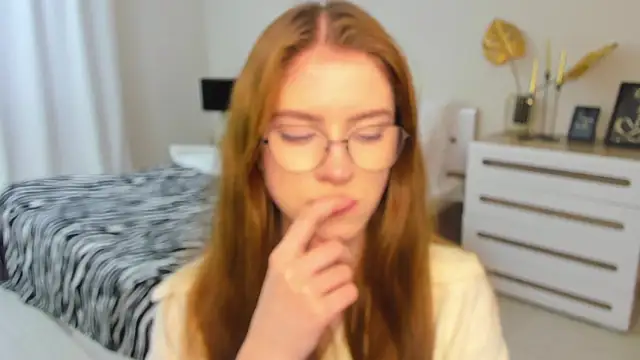 Онлайн чат XXX Erica_Kiss